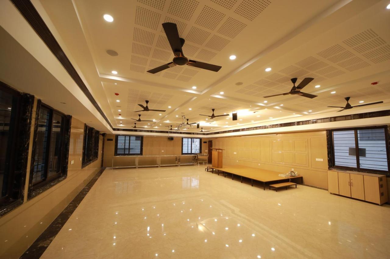 Majestic Hotel Madurai Dış mekan fotoğraf